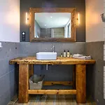 Domaine Du Bugassou, Chambres, Table D'hotes & Belvès