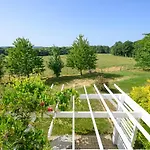 Domaine Du Bugassou, Chambres, Table D'hotes & Gasthof 4*