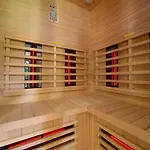 Gasthof Domaine Du Bugassou, Chambres, Table D'hotes &