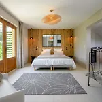 Domaine Du Bugassou, Chambres, Table D'hotes & 4* Belvès