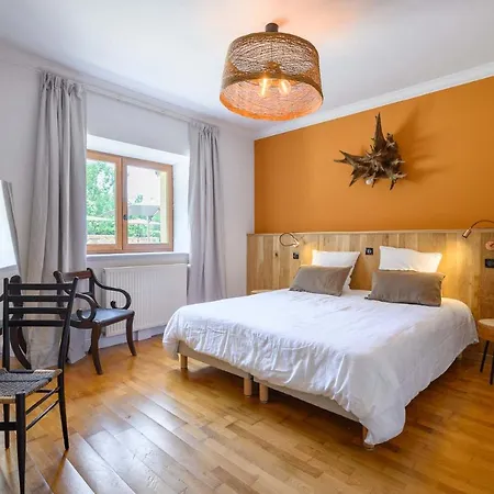 Domaine Du Bugassou, Chambres, Table D'hôtes&spa Casa de hóspedes 4*