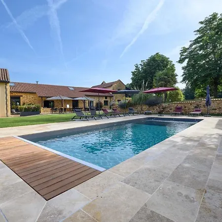 Domaine Du Bugassou, Chambres, Table D'hotes & Affittacamere Belvès