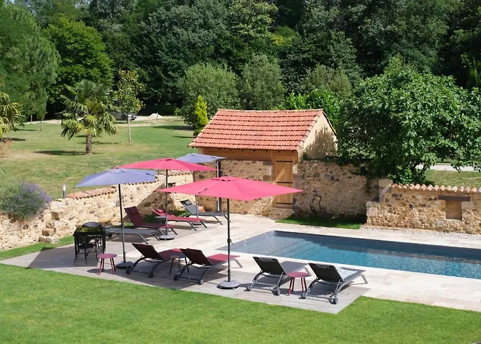 Pensionat Domaine Du Bugassou, Chambres, Table D'hotes &