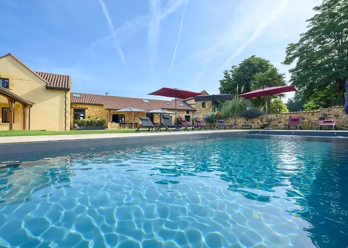 Domaine Du Bugassou, Chambres, Table D'hotes & 4* Belvès