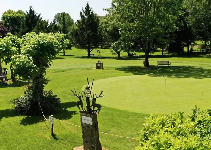 Domaine Du Bugassou, Chambres, Table D'hotes &